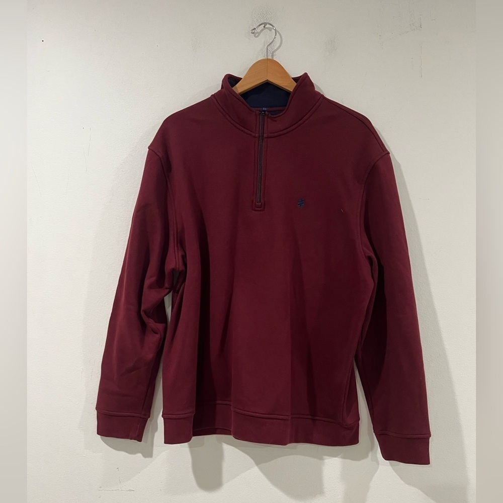 IZOD men's burgandi 1/4 zip sweatshirt XL